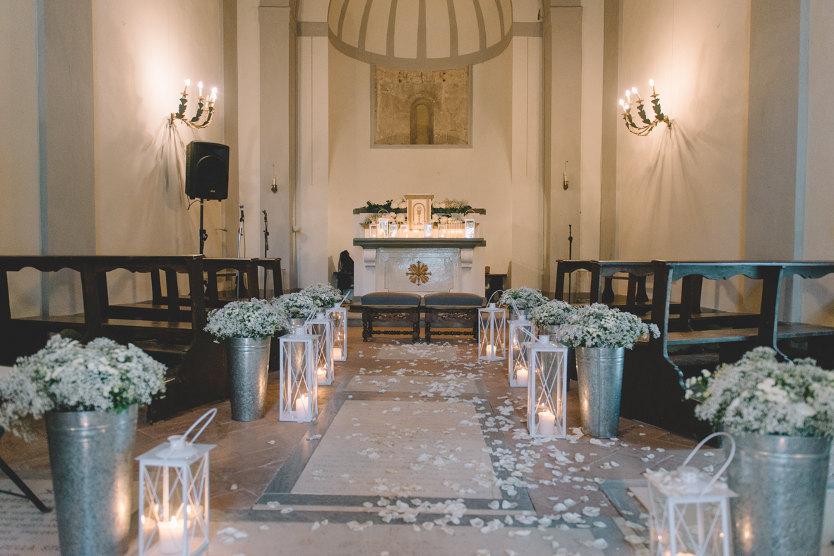 Dankbaar stoeprand Versterken Tuscany Loves Weddings | The styling of your ceremony in Tuscany